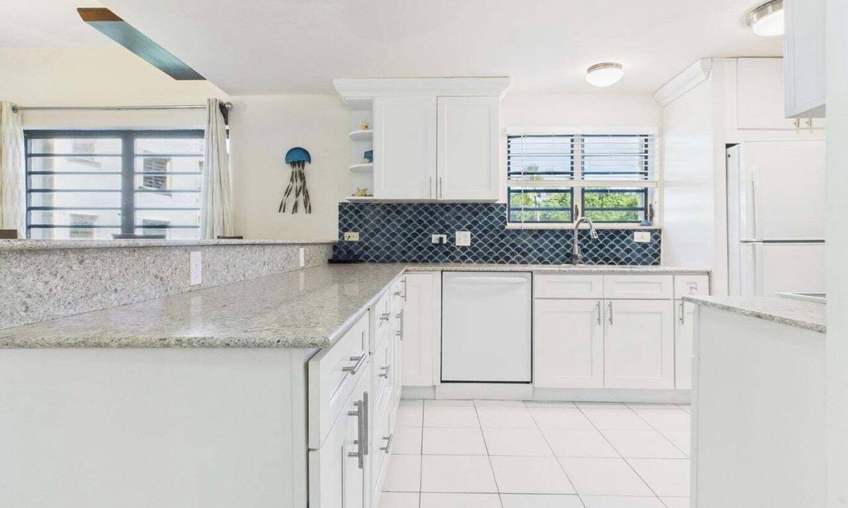 La Grande Princesse Condo | DUAL Ocean Views! Beachfront Gem Pool, Hot Tub Steps to Sand & Dining