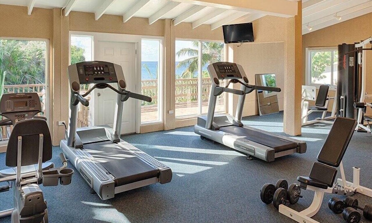 Estate Frenchman Bay Condo | LImetree Beach Resort - Studio