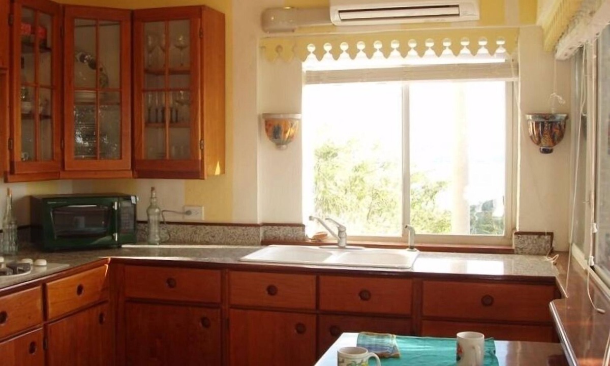 Red Hook Apartment | Lion's Gate Getaway- Lush Setting. Check for seasonal discounts