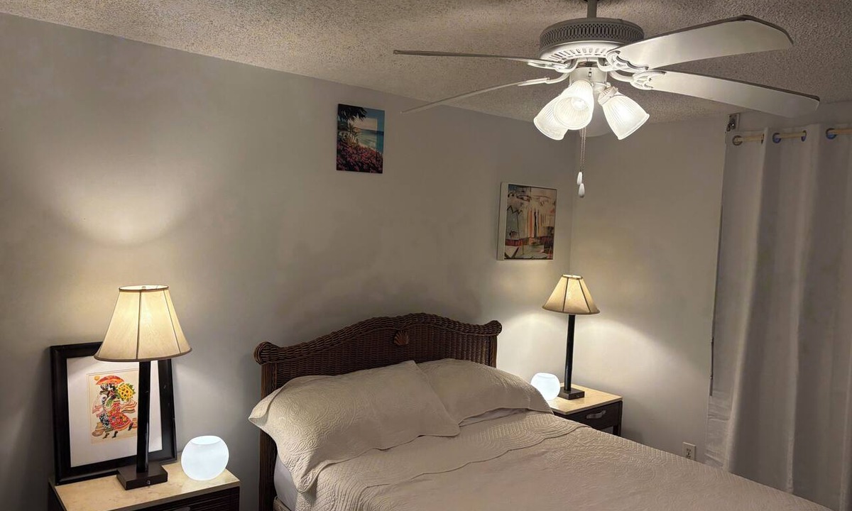 Red Hook Condo | Lovely gated Condo with pool and restaurant on the compound!