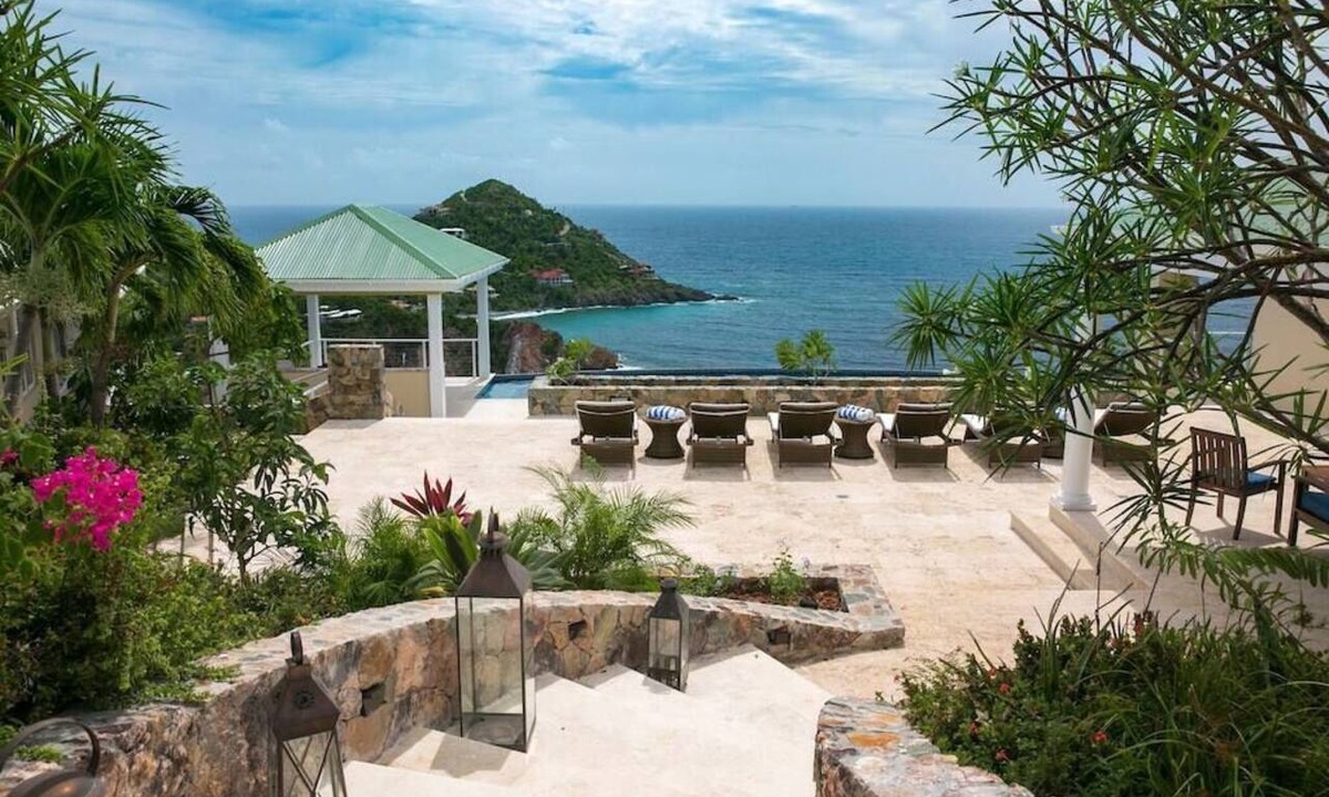 Estate Chocolate Hole and Great Cruz Bay House | Maria Bluff Main | Ocean Views & Pool | by BookVI