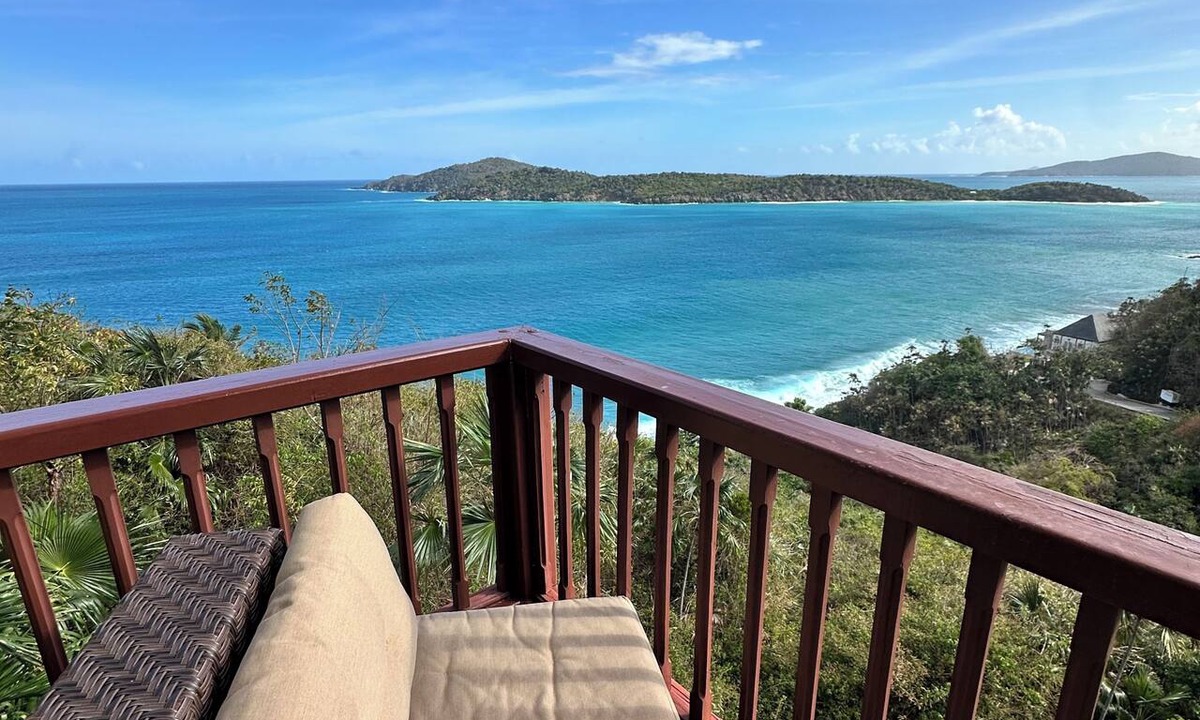 Caret Bay House | Oceanfront Villa. Virgin Islands Getaway for family n friends