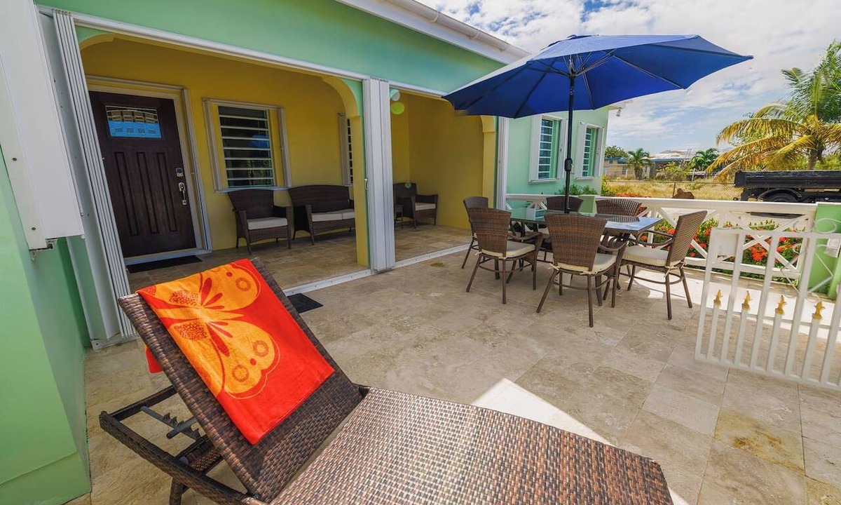 Frederiksted Southeast House | Perfect 4BDRM for families or groups!