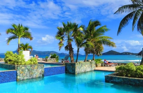 Red Hook Condo | 🌴 2BR Sapphire Beachfront Newly Renovated Perfect for Family Washer/Dryer/WiFi