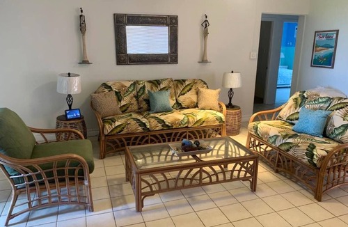 Estate Coakley Bay Condo | 3-bedroom condo w/amazing Ocean views!