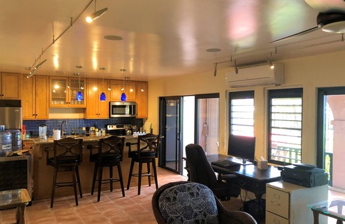 Estate Altona Condo | Anchor's Away - 2 bed/2 bath harbor view condo- beach and pool.