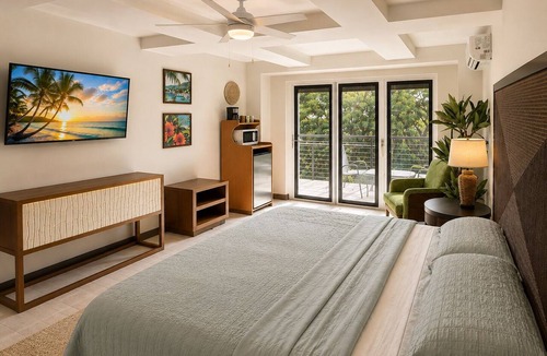 Estate Kings Quarter Hotel | Blackbeard's Castle