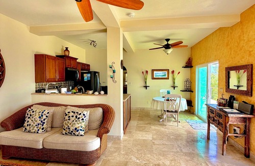 Estate Freemans Ground Villa | COUPLES RETREAT, PANORAMIC OCEAN VIEWS, FREE KAYAKS & PADDLE BOARDS