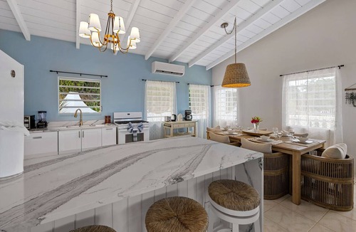 Estate Bonne Esperance House | Disconnect & Reset Here | Pool + Generator