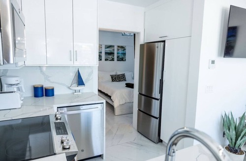 Estate Enighed House | Dolphin Suites Unit 6