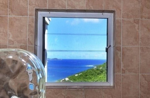 Lower Carolina Villa | Heart Stopping Views, Sunshine, Pool, Immaculate. 2026 Holiday Special pricing