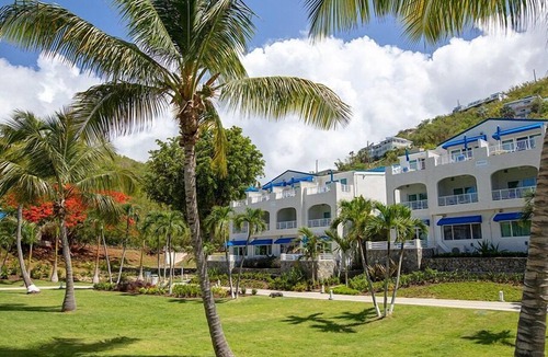 Estate Frenchman Bay Condo | LImetree Beach Resort - Studio