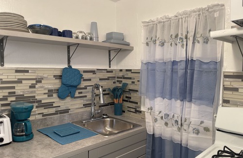 Anna's Retreat Apartment | Lovely one bedroom overlooking Charlotte Amalie Harbor
