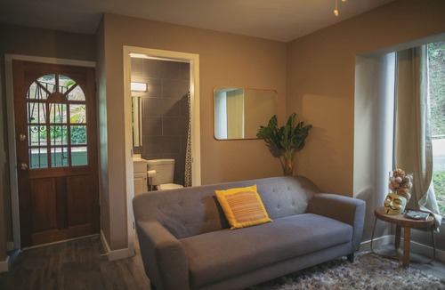 Estate Peters Farm Condo | Palm Paradise - Modern 1-Bedroom