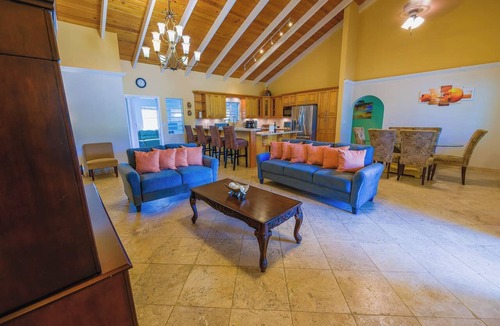 Frederiksted Southeast House | Perfect 4BDRM for families or groups!