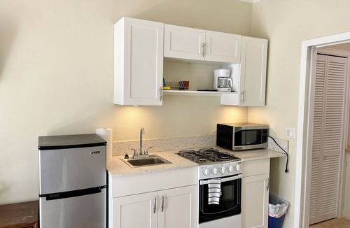 Estate Enighed Apartment | Quiet cozy studio 5 minute drive from Cruz Bay