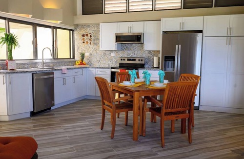 Estate Teague Bay Condo | Reef-side summer escape with Ocean views!