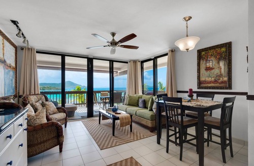 Red Hook Condo | Sapphire Beach, Penthouse, 2 level, 2 Bedroom, corner unit Oceanfront condo
