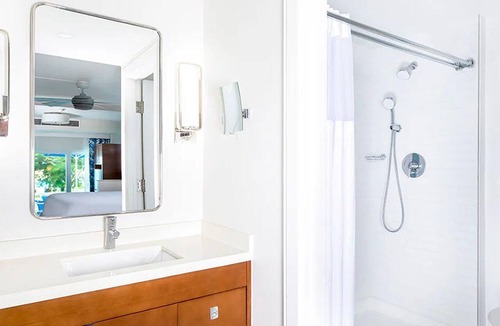 Estate Frenchman Bay Resort | Studio at Limetree Beach Resort by Club Wyndham on Beautiful St. Thomas
