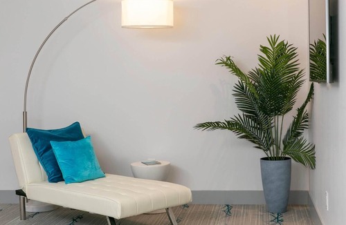 Estate Enighed Hotel | Suite 2, 10% Off Fall Stays
