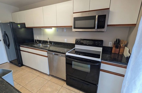 Estate Altona Condo | Vis Ton Reve- 2-bedroom condo in amazing Christiansted with AC and comfort