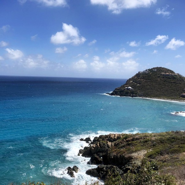 Blue' est View - Brand New. BLUE VIEW VILLA in St John
