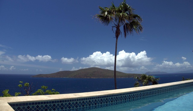 5-Star Oceanfront Escape: Private Pool & Glorious Down-Island Views - 2BR or 3BR in St. Thomas