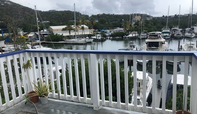 Balcony - Close to Public Transport - Bars /Resturunts & St John Ferry Dock in St Thomas