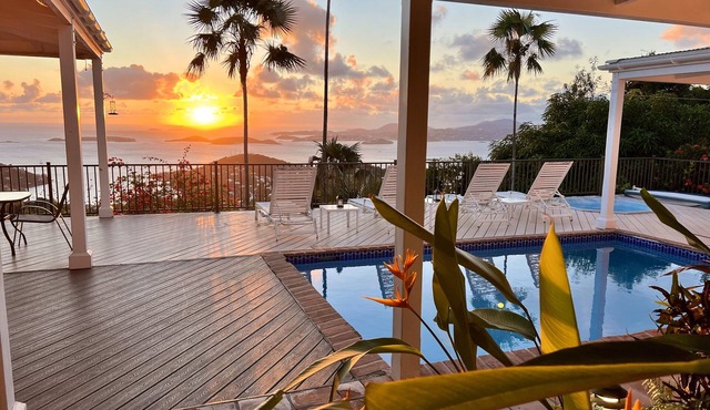 Cloud Nine! Spectacular Sunsets, Privacy, Pool, Spa & AC- Near Town & Beaches! in St John
