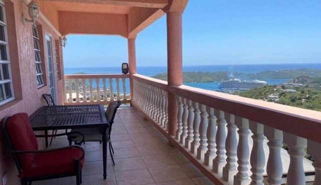 Enjoyable 2-bedroom apartment with AC in Plantation Manner, Saint Thomas in Charlotte Amalie West
