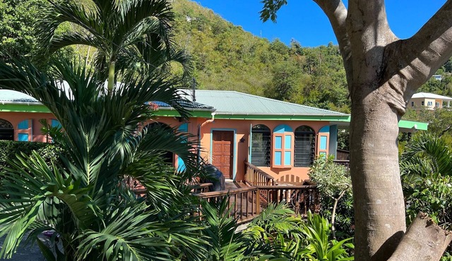 Island Breeze: 10% Discount for October Solar & Batt AC Hot Tub in St. John