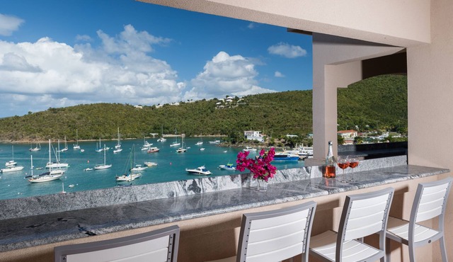 Island Therapy -New Listing! -Luxury modern 2 bedroom/2 ba condo at Grande Bay in Cruz Bay