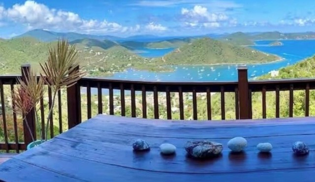PANORAMIC OCEAN VIEWS- St John Romantic Coral Bay Oasis. A/C, Best Beaches, in Coral Bay