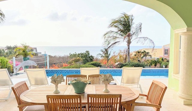 Pristine 6 bed 6 bath villa in the islands premier gated community! in Christiansted