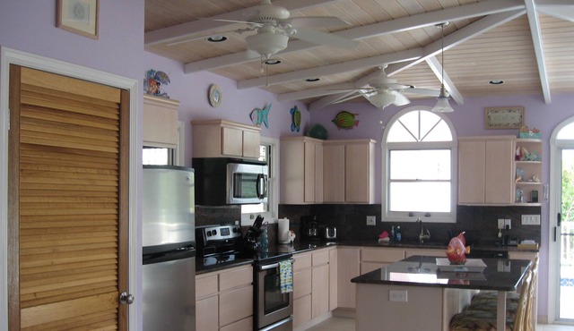 Villa Jumbie-Spacious Deck- Fabulous Views of Coral Bay! in Coral Bay