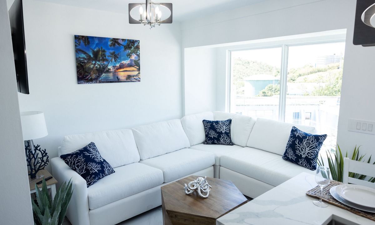Estate Enighed Condo | Dolphin Suites