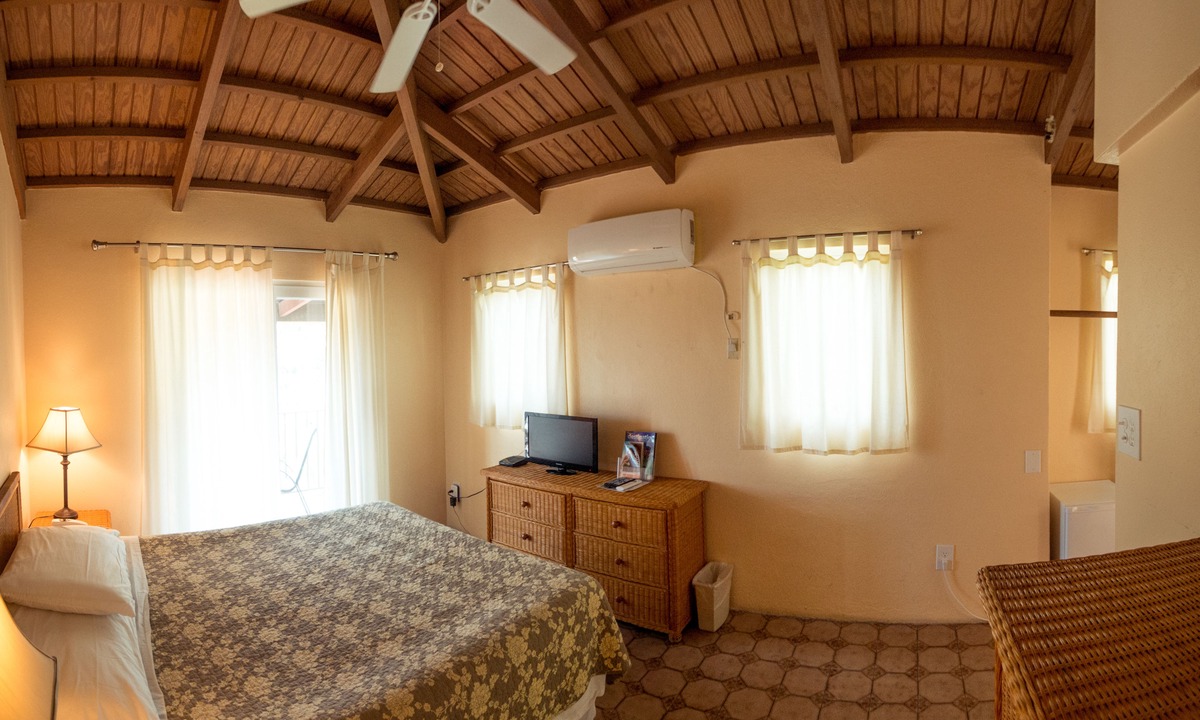 Estate Kings Quarter Bed & Breakfast | Galleon House Hotel