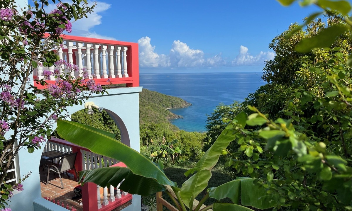 Estate Bonne Esperance Villa | Tranquil Two Bedroom Retreat with Ocean Views! Family Friendly.