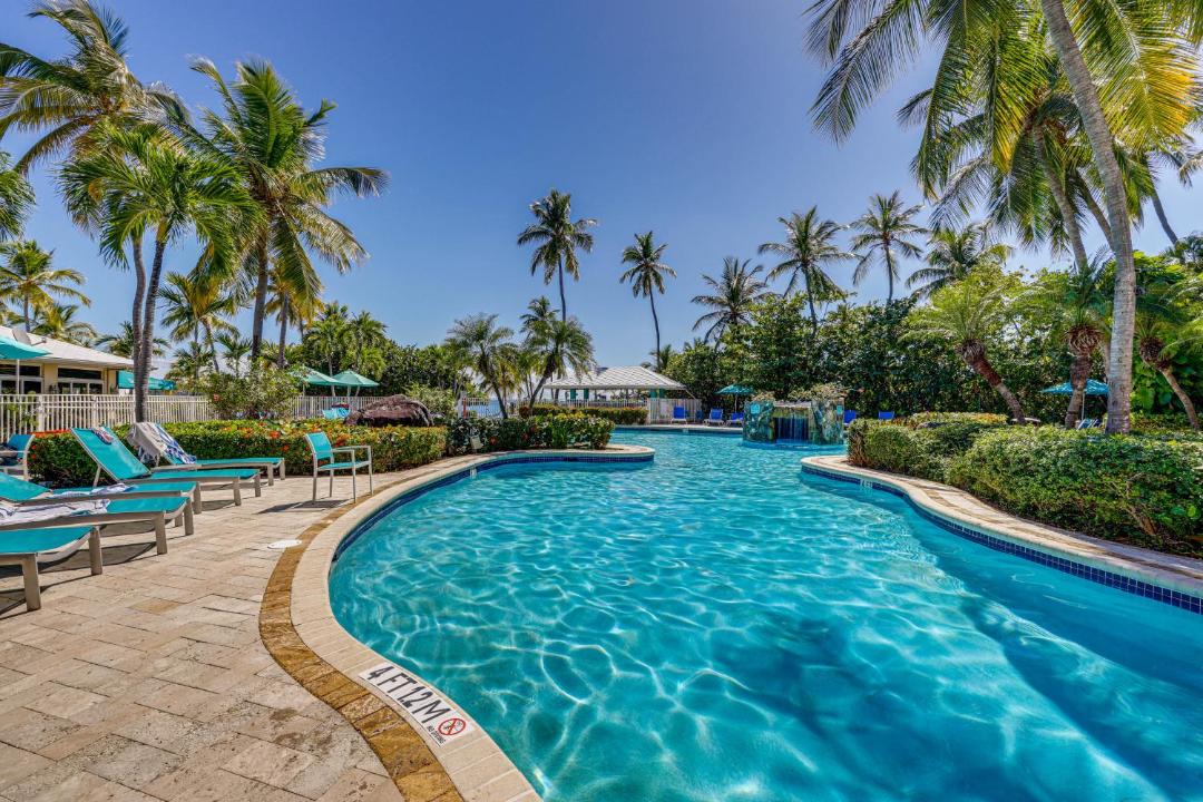 Nazareth House | Walk to Beach: St Thomas Condo w/Balconies