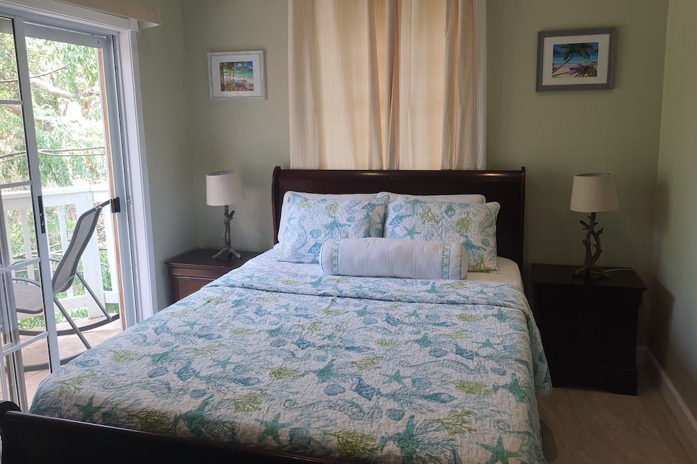 Photo of Bedroom in Benner
