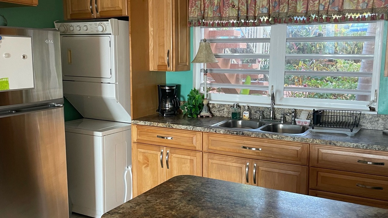 Photo of Kitchen in Estate Coakley Bay