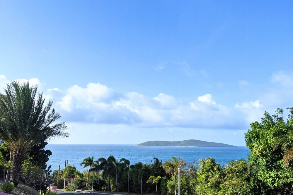 Photo of Others in Estate Coakley Bay