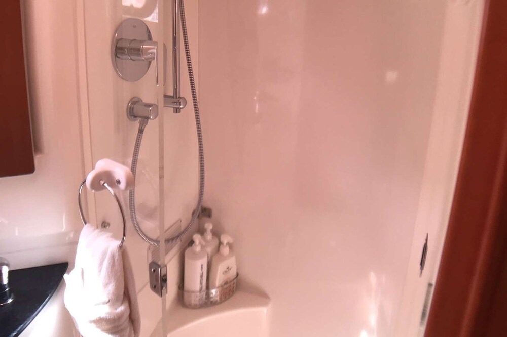 Photo of Bathroom in Benner