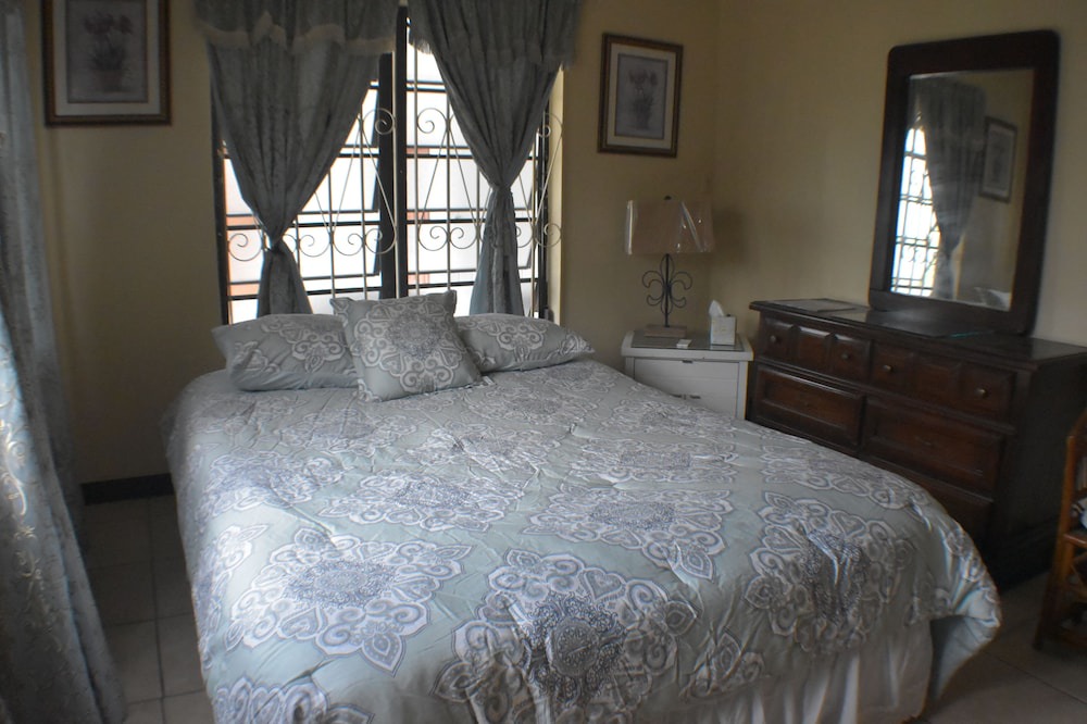 Photo of Bedroom in Benner