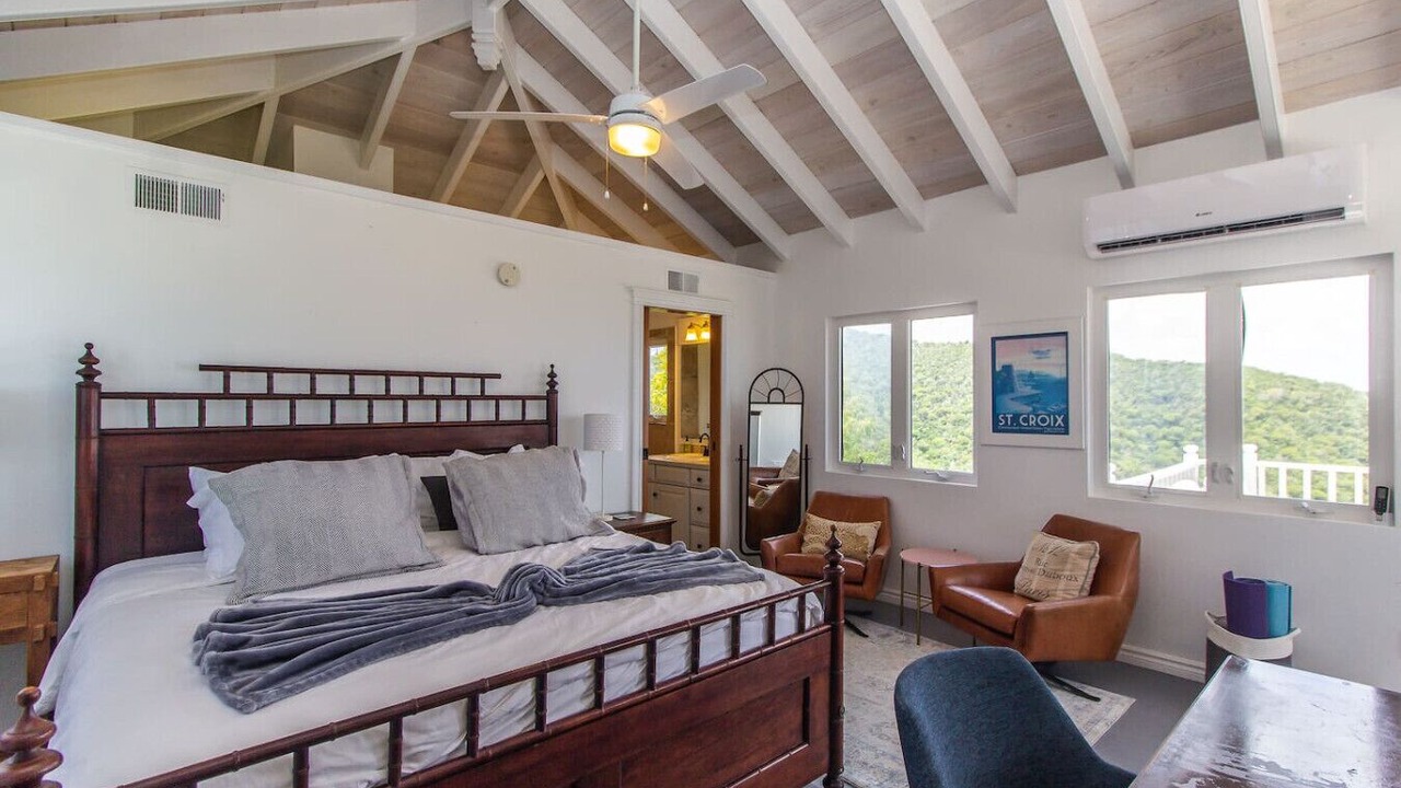 Photo of Bedroom in Cotton Valley
