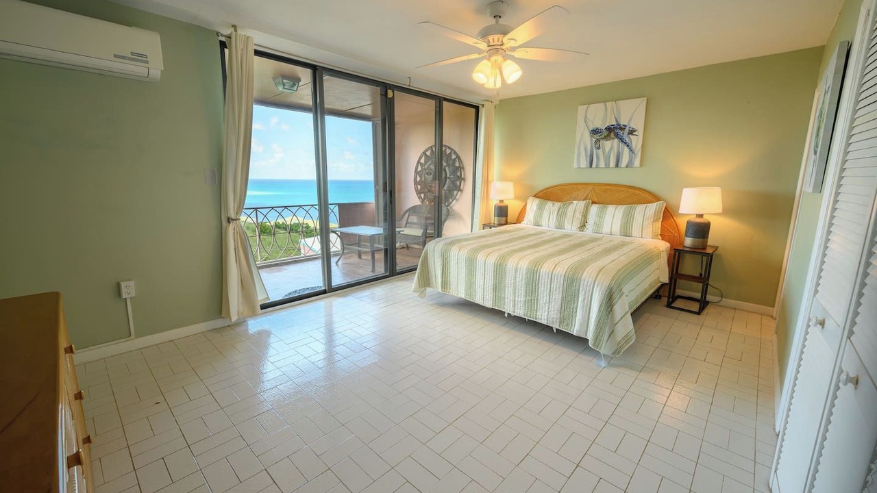 Photo of Bedroom in Estate Coakley Bay