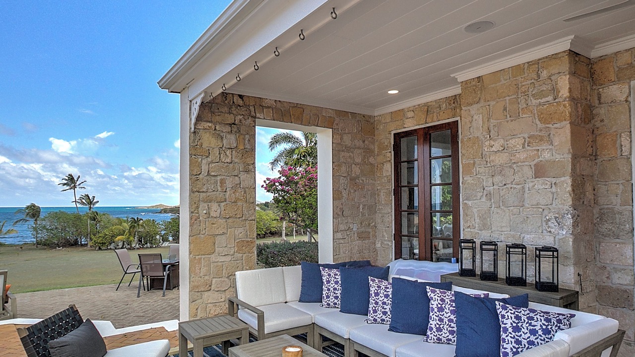 Photo of Patio Balcony in Estate Shoys