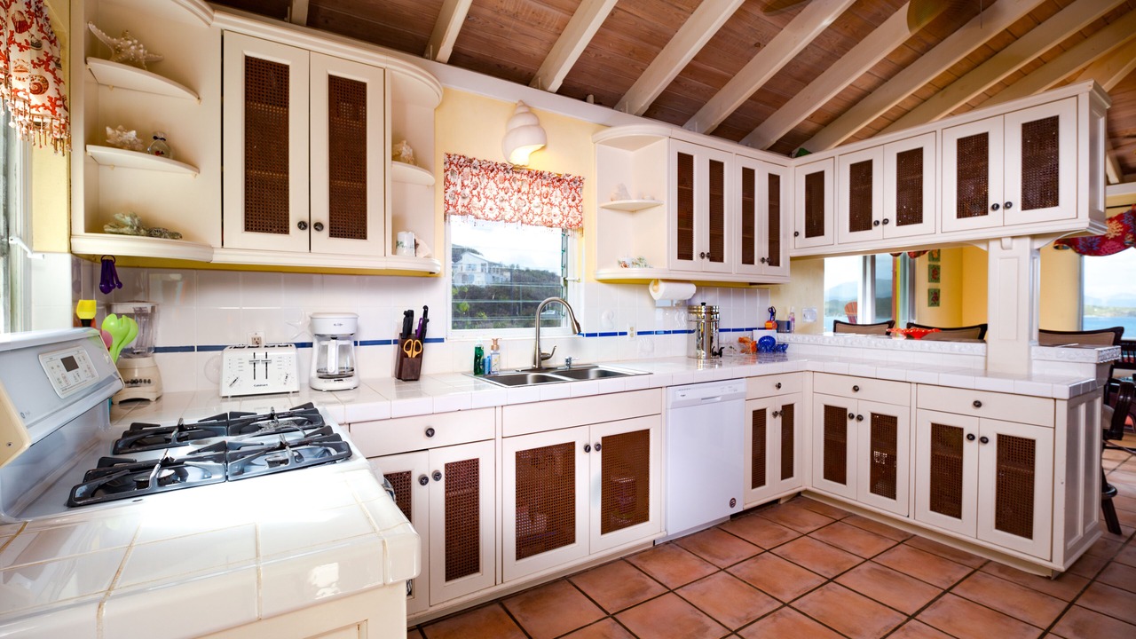 Photo of Kitchen in Estate Saint Quaco and Zimmerman