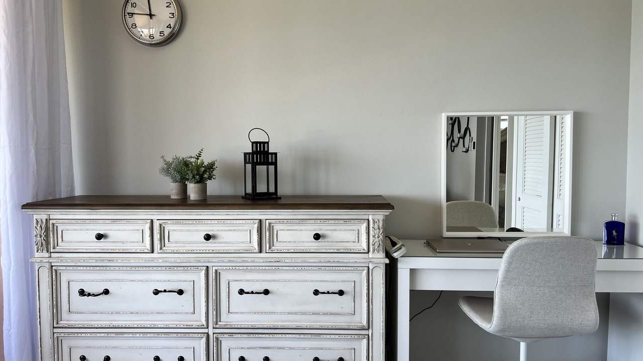 Photo of Bedroom in Estate Coakley Bay