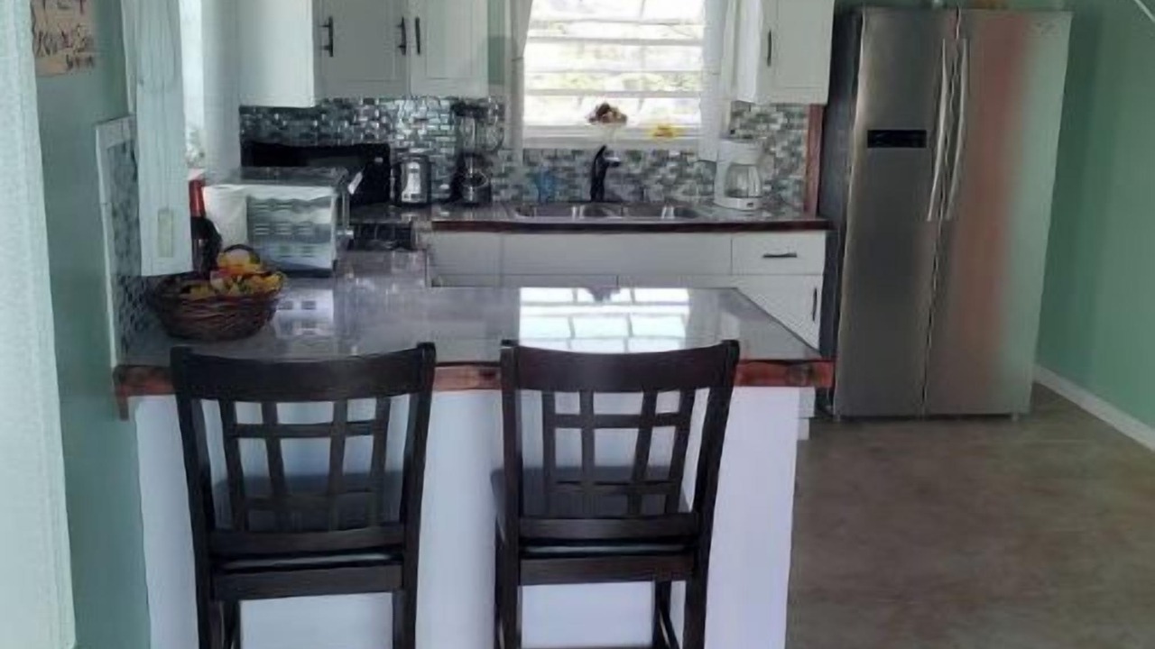 Photo of Kitchen in Anna's Retreat